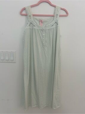 Secret Treasures Nightgown L 12/14 Floral Embroidered Lace Cotton Blend